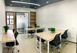 福州徐工QUY70支重轮售后维修